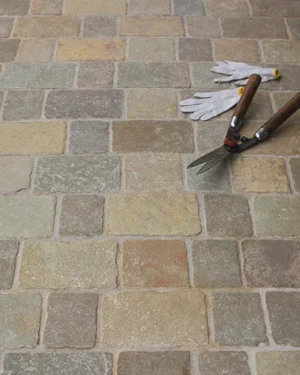 PAVE SETTS TUSCAN 25-40mm (13.46m2/pack)