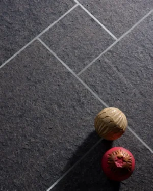 Basalt Flamed 600x600x20mm 7m2/pack